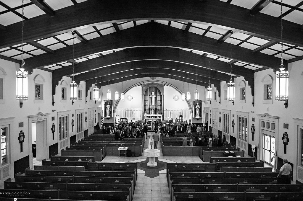 jacksonville-wedding-at-annunciation-catholic-church-dana-goodson-photography-024